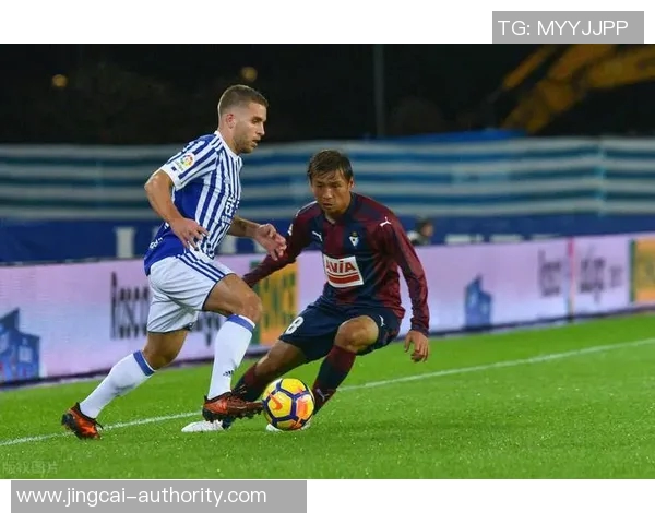 西甲精彩对决那不勒斯大胜莱比锡红牌事件引发全场热议与十大进球回顾 西甲精彩对决那不勒斯大胜莱比锡红牌事件引发全场热议与十大进球回顾