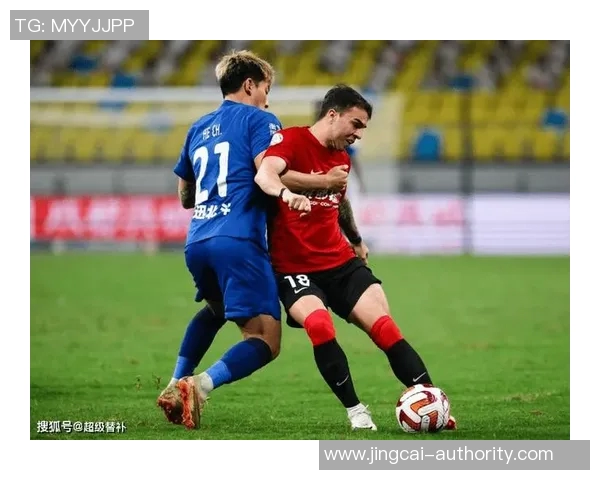 中超惊现冷门巴黎圣日耳曼与里昂激战成平局引发全场热议 中超惊现冷门巴黎圣日耳曼与里昂激战成平局引发全场热议